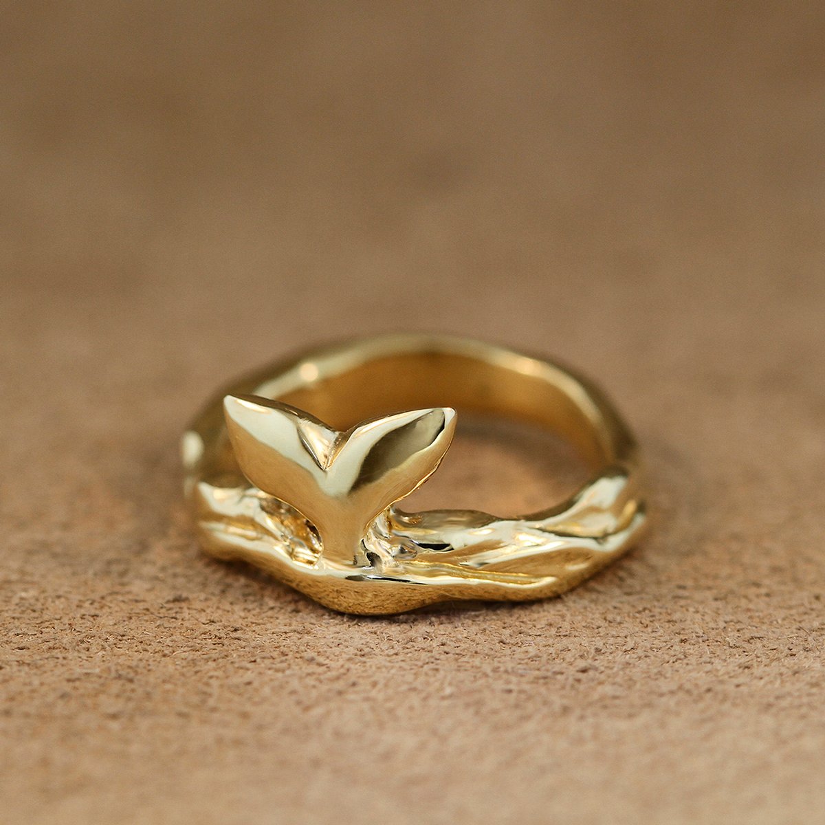 Whale Tail Ring